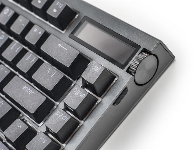 利民彩虹视界TURBO 360白色水冷双屏幕主机评测_9950X3D_Tt钢影透S-M Pro机箱9950X3DROG B850小吹雪索泰5080装机配置分享