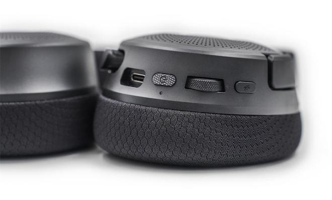 利民彩虹视界TURBO 360白色水冷双屏幕主机评测_Tt钢影透S-M Pro机箱9950X3DROG B850小吹雪索泰5080装机配置分享_9950X3D