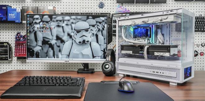 9950X3D_Tt钢影透S-M Pro机箱9950X3DROG B850小吹雪索泰5080装机配置分享_利民彩虹视界TURBO 360白色水冷双屏幕主机评测