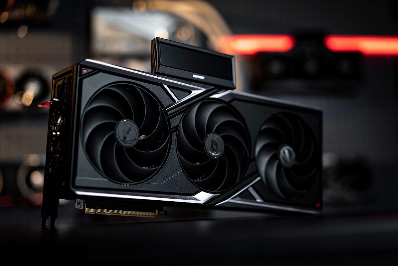 5600GT_七彩虹iGame RTX 50系列显卡 终极角逐 高帧率性能 _ 七彩虹iGame RTX 50系列显卡 散热系统 高分辨率游戏 