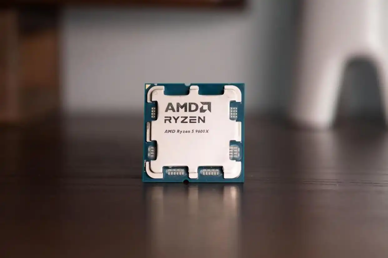 AMD Ryzen 5 9600X vs 英特尔酷睿Ultra 7 265K_游戏CPU性能对比_9600X