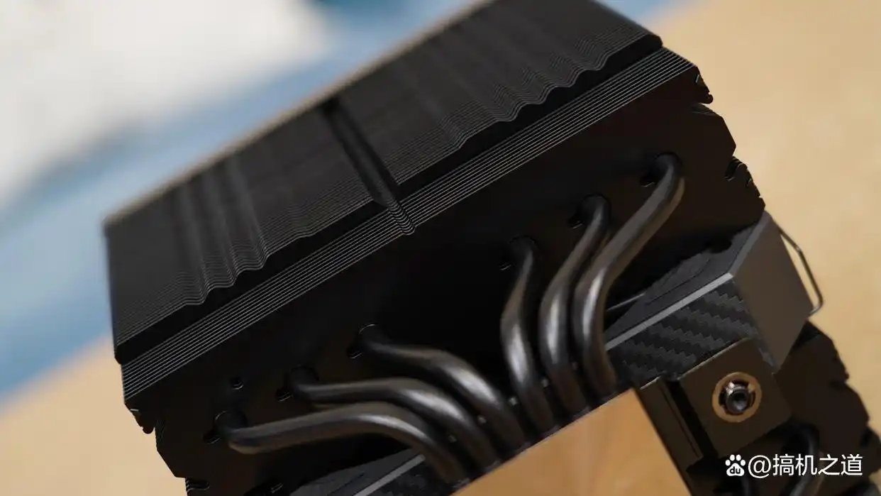 CPU性能测试_锐龙5 9500F游戏性能对比_9500F