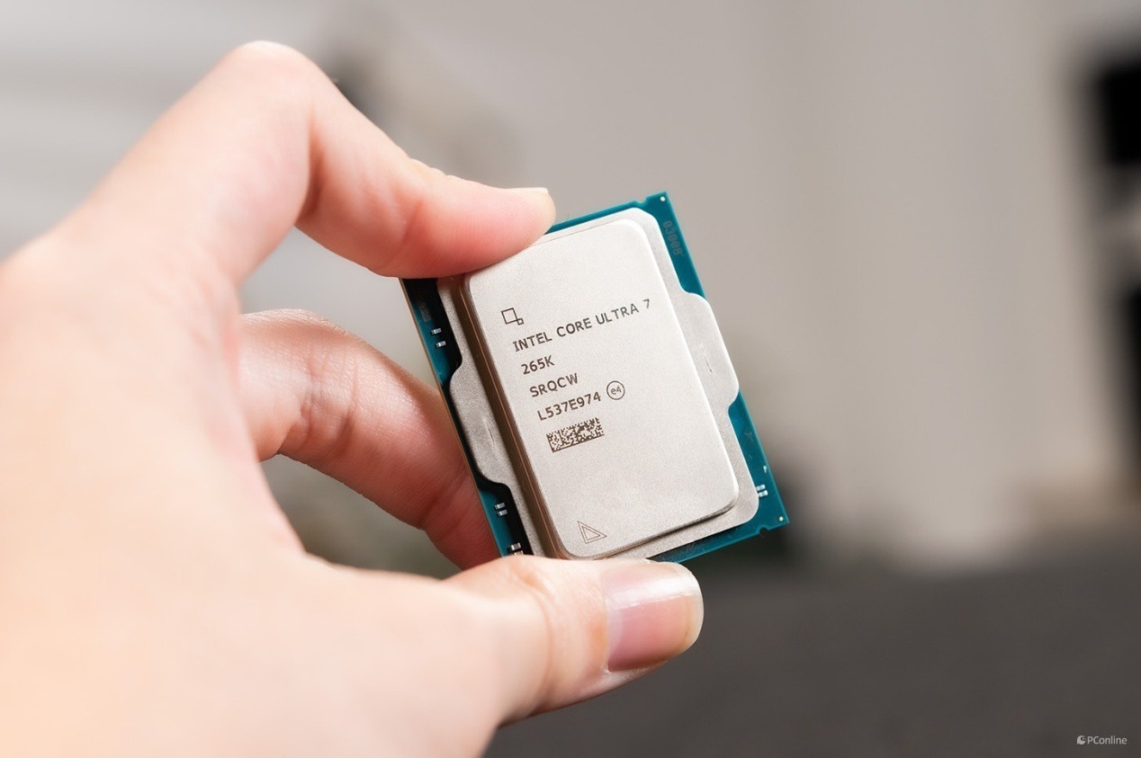 9600X_Intel酷睿Ultra 200S 越用越好用  LGA1851 平台价值