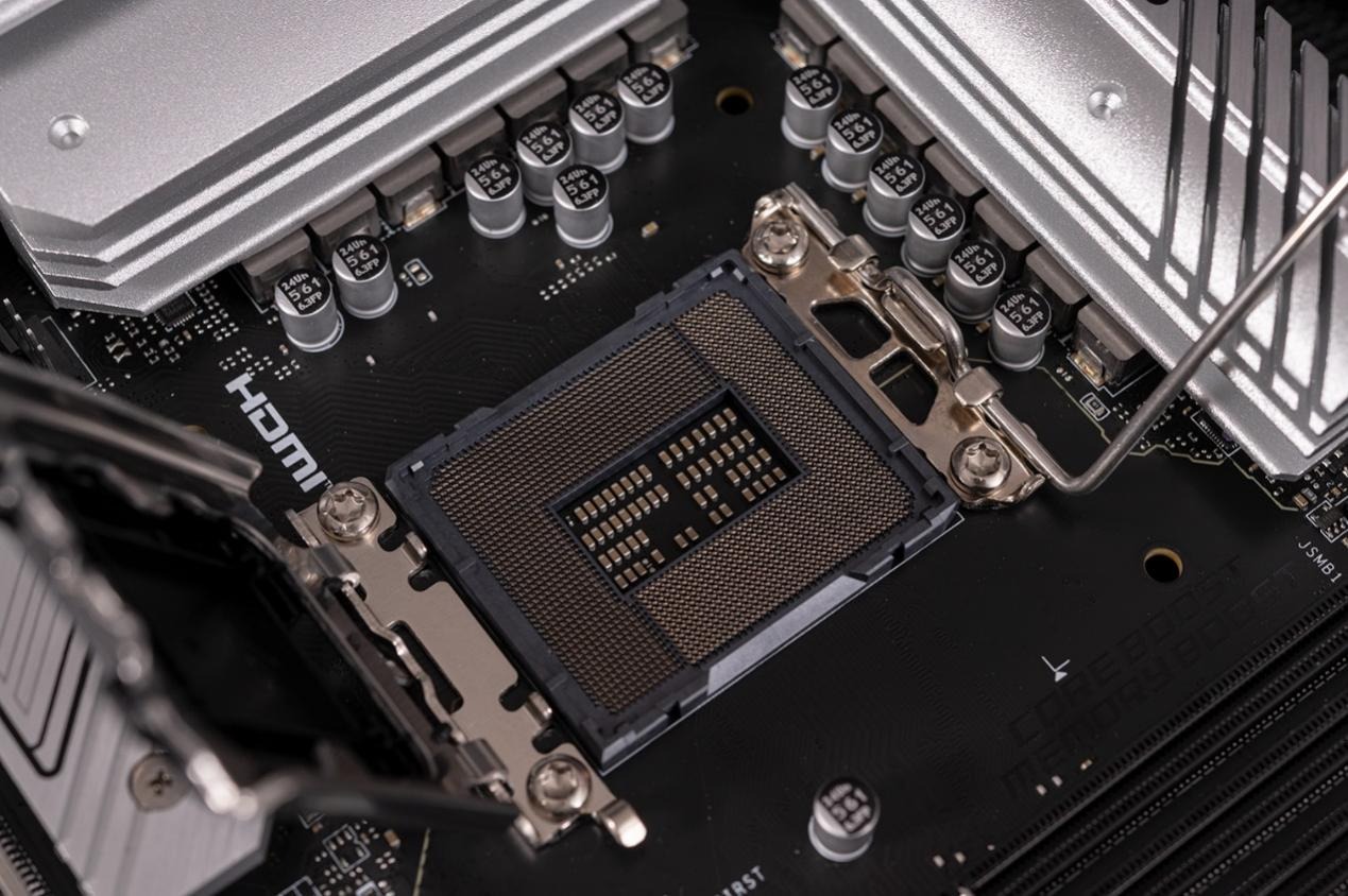 9600X_Intel酷睿Ultra 200S 越用越好用  LGA1851 平台价值