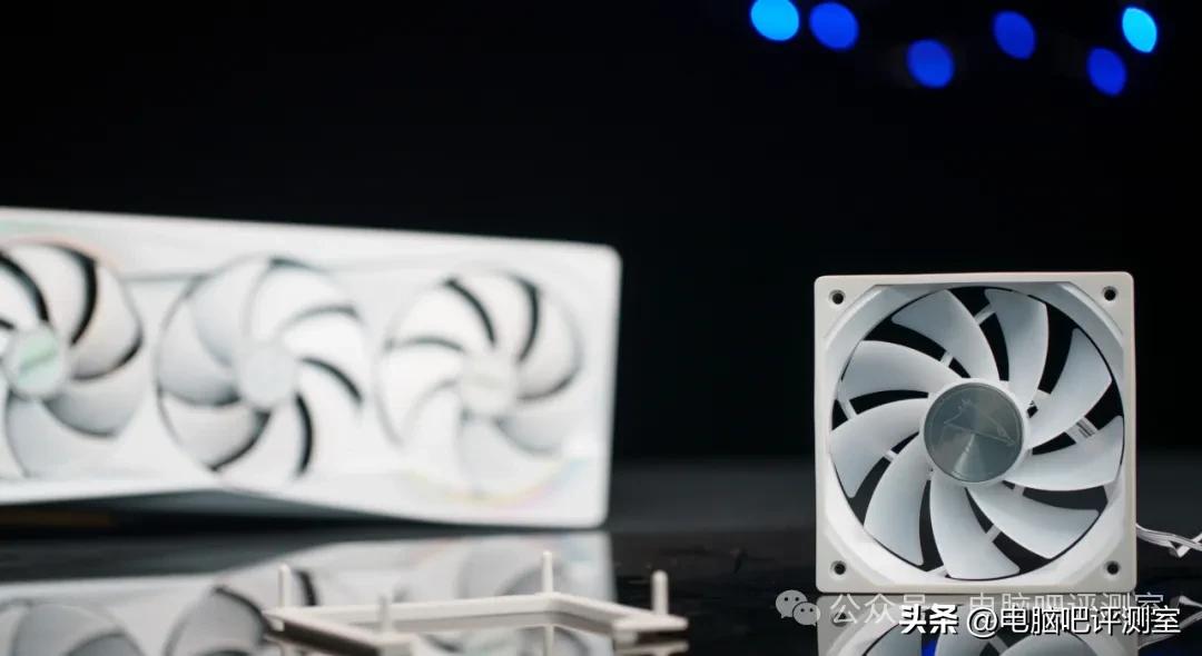 游戏性能9800x3d配置_技嘉X870E AROUS PRO X3D ICE主板评测_9800X3D