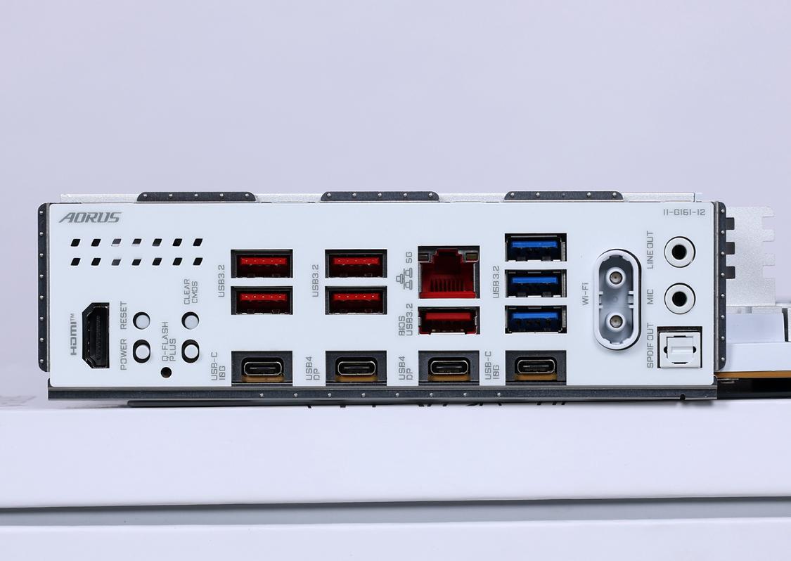 白色配件装机配置单_9800X3D_乔思伯X400机箱