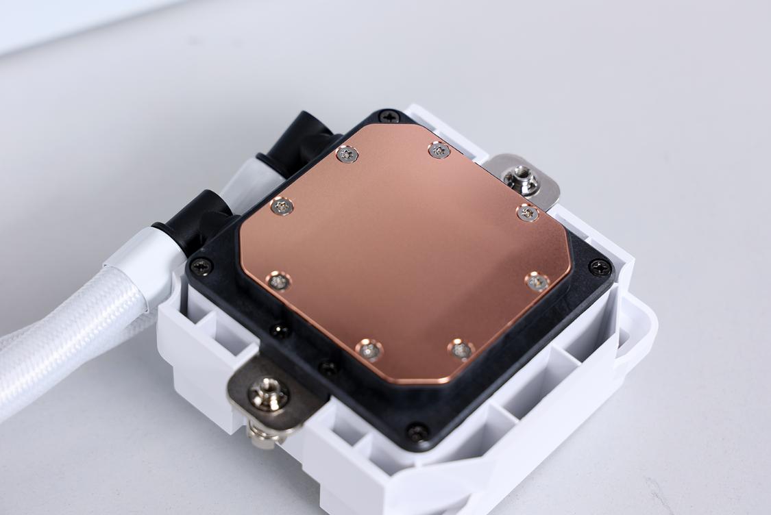 白色配件装机配置单_乔思伯X400机箱_9800X3D