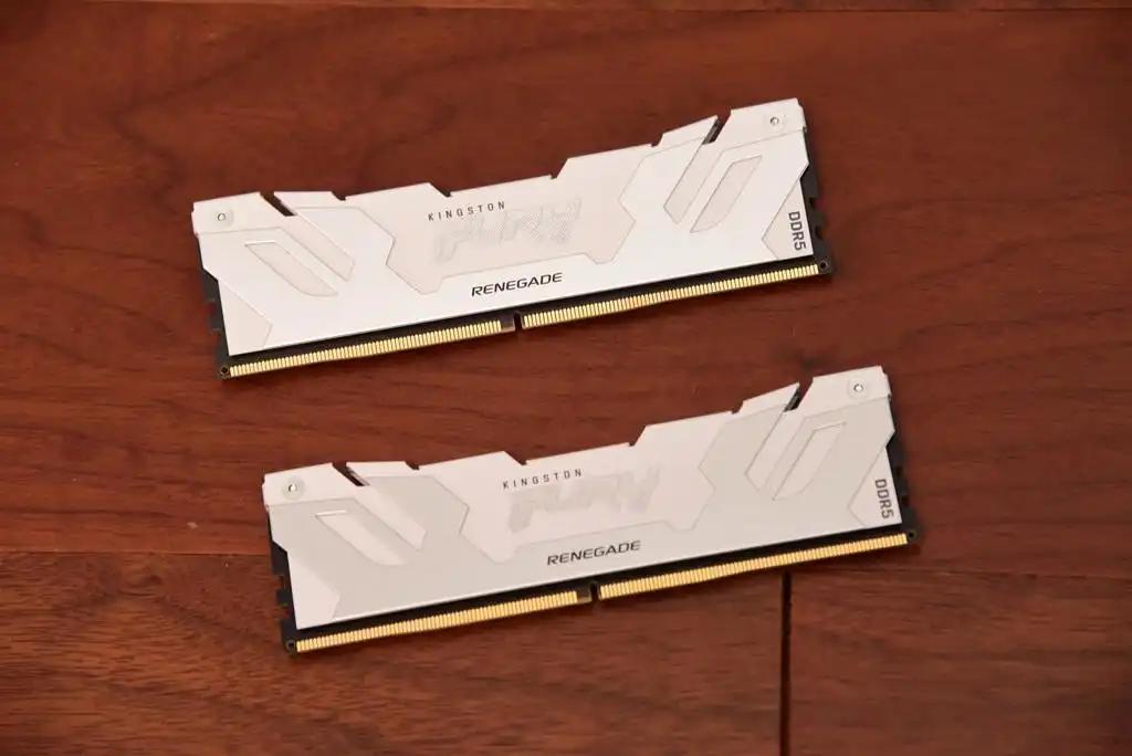 9800X3D_AMD Ryzen 7 9800X3D vs Intel Core Ultra 9 285K 游戏性能对比_CPU单核效能与多核表现分析