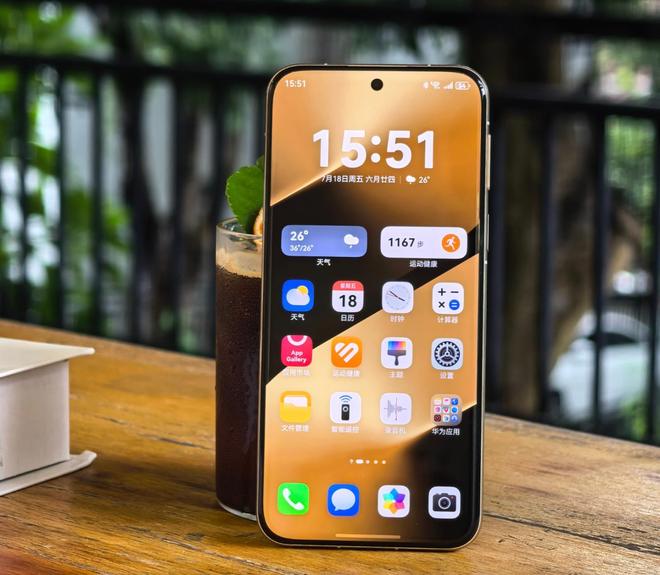 华为Pura80 Ultra 降价_5700X_华为Pura80 Ultra 影像评测