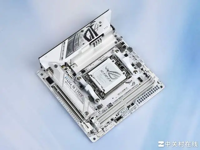 华硕吹雪姬ITX主板性能表现_9800X3D_华硕B850迷你吹雪主板评测