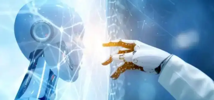 英伟达 AI竞争策略 AMD绝地反击_Ryzen AI_CES2026 AI芯片平台 Rubin