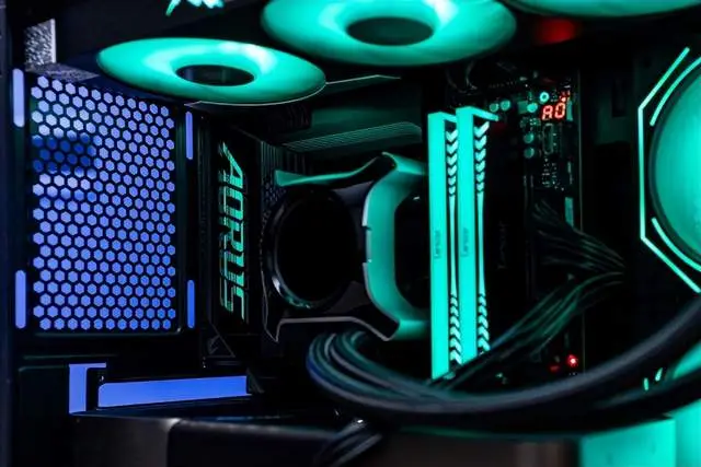 AMD X3D系列处理器主板评测_9800X3D_技嘉X870E X3D 电竞雕主板