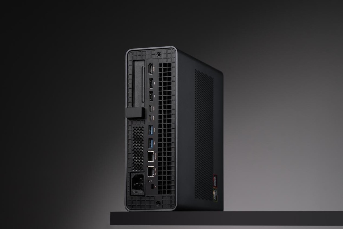 铭凡MS-S1 MAX桌面AI超算中心_Ryzen AI_AMD锐龙AI MAX+ 395 128GB内存