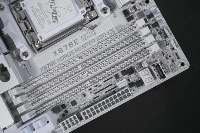  AMD锐龙7 9850X3D 性能对比 _AMD锐龙7 9850X3D 评测 _amdyes