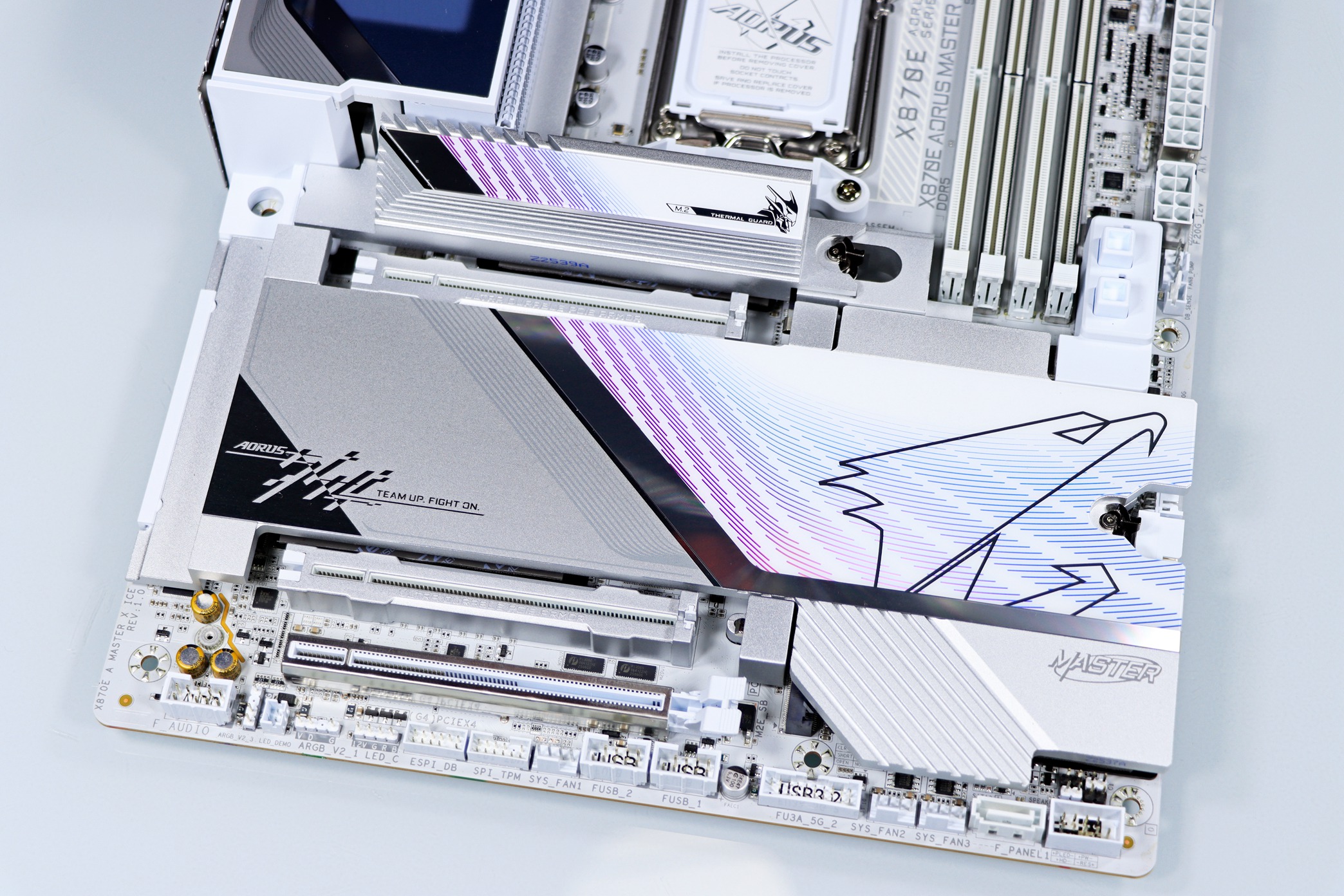 9800X3D_AMD Ryzen 7 9850X3D评测_性能对比9800X3D