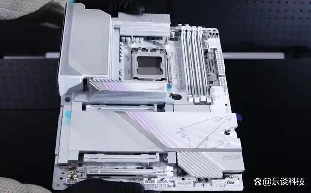 AMD锐龙7 9850X3D_AMD锐龙7 9800X3D技嘉主板X3D鸡血模式2.0_9800X3D