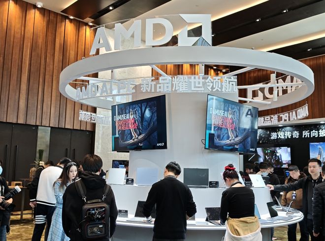 AMD单季狂揽100亿美元，AI真成摇钱树了？