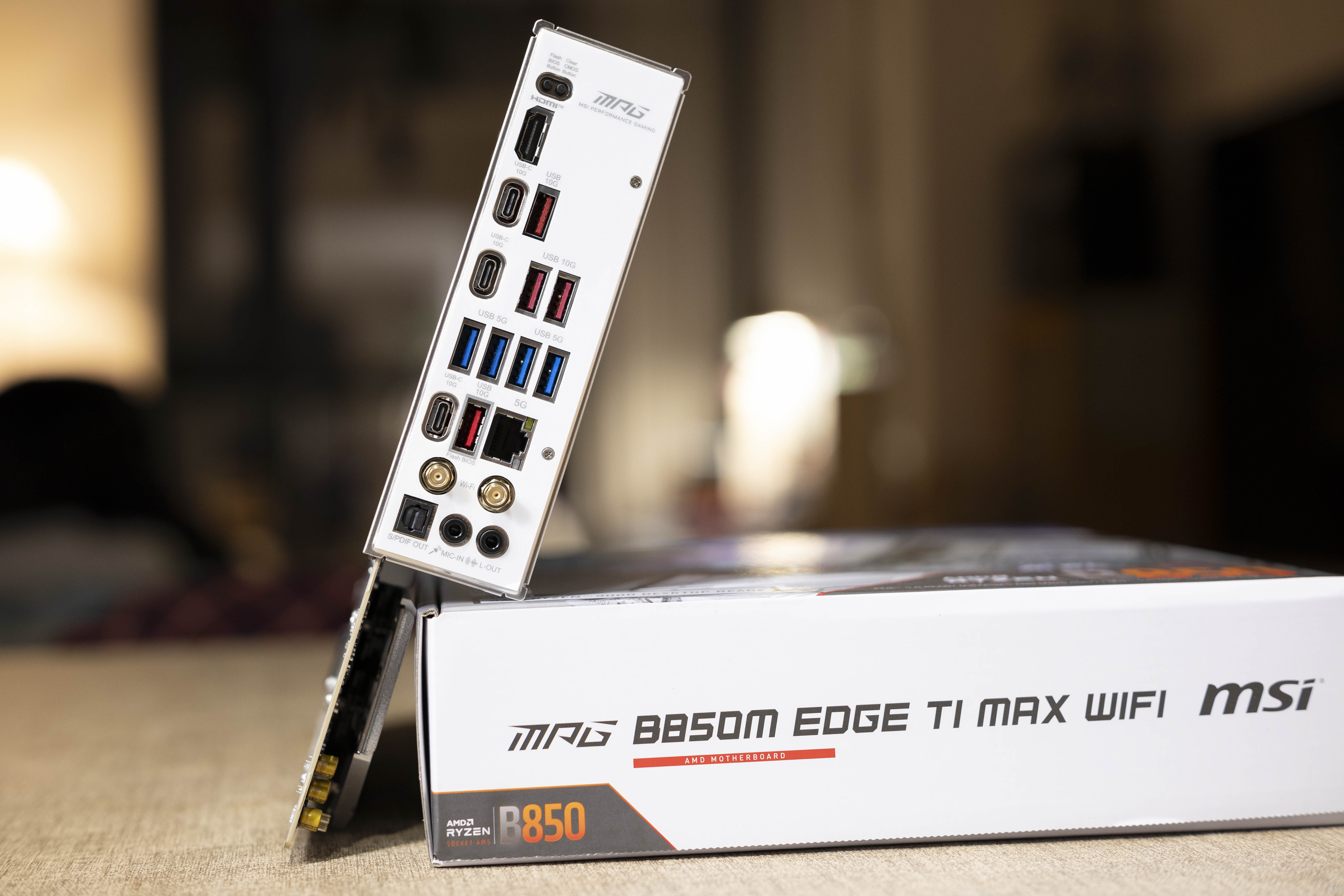 微星MPG B850M EDGE TI MAX WIFI刀锋钛 M-ATX主板 性价比_9700X