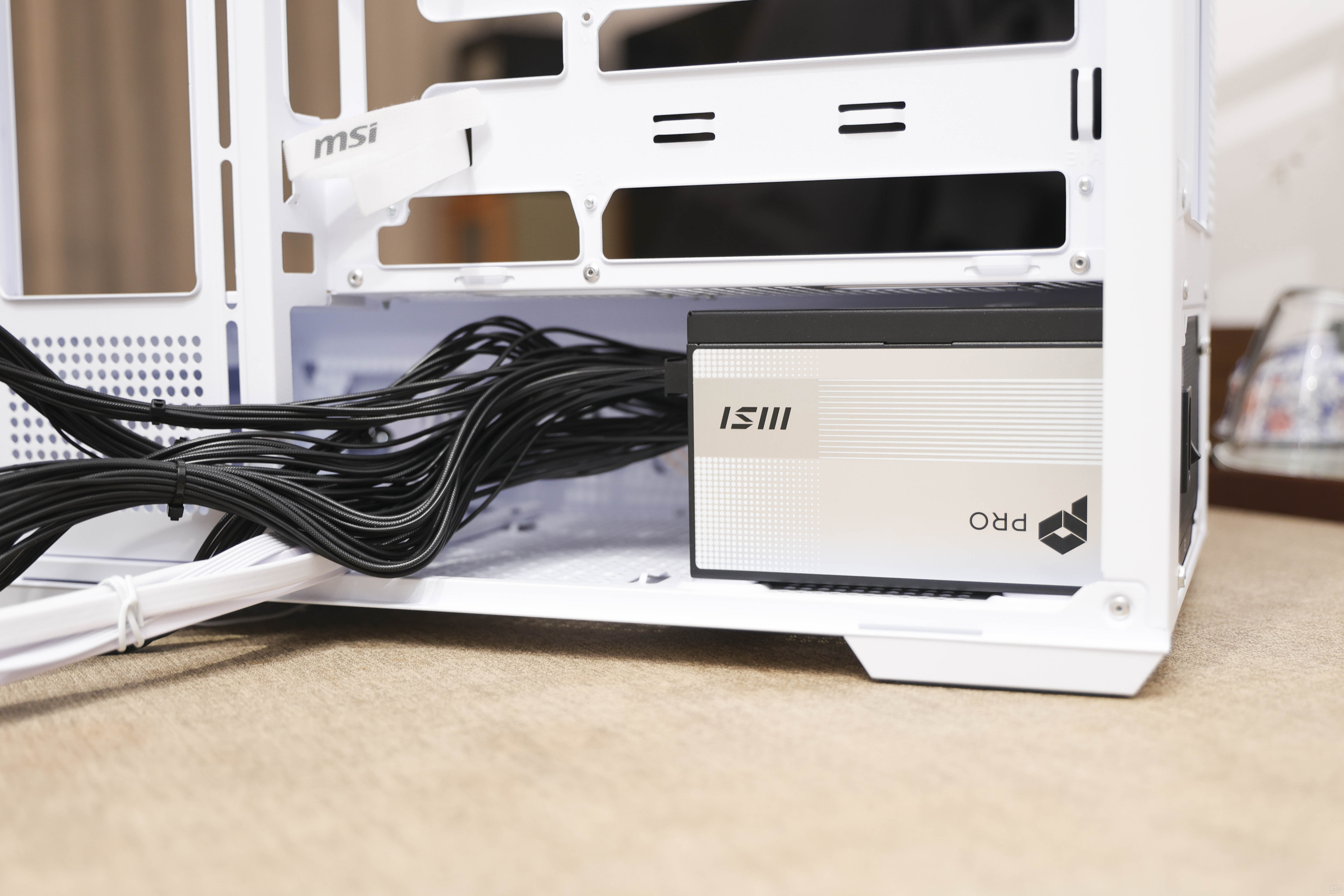 9700X_微星MPG B850M EDGE TI MAX WIFI刀锋钛 M-ATX主板 性价比