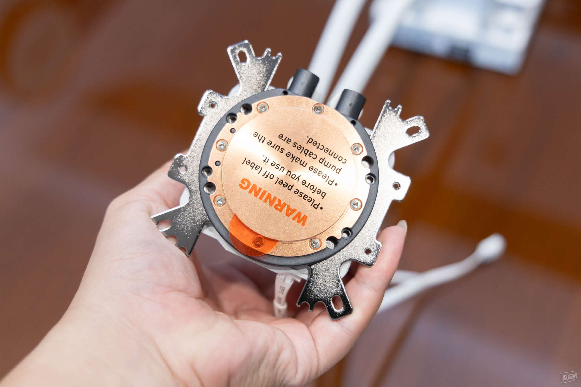 9700X_微星MPG B850M EDGE TI MAX WIFI刀锋钛 M-ATX主板 性价比