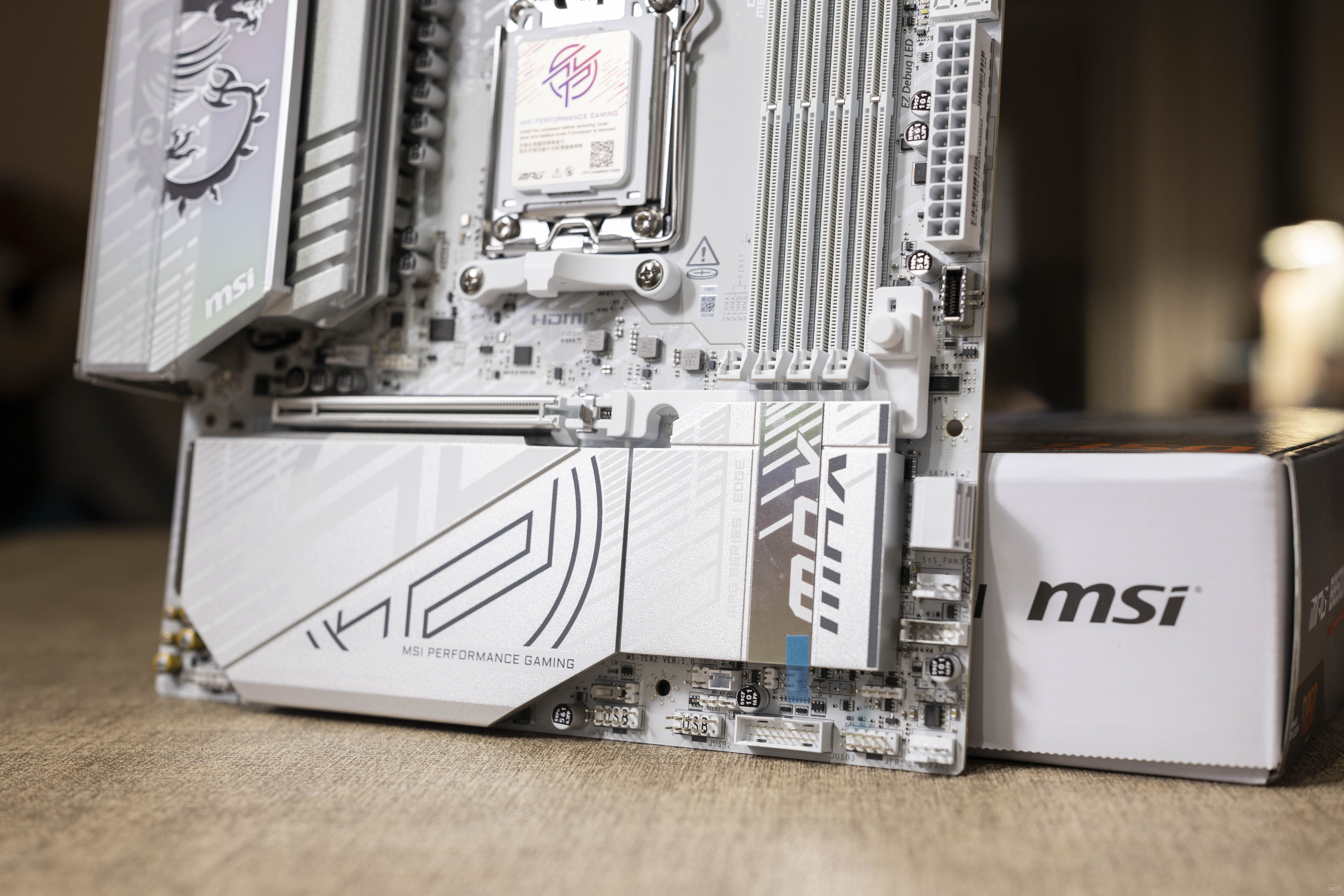 9700X_微星MPG B850M EDGE TI MAX WIFI刀锋钛 M-ATX主板 性价比