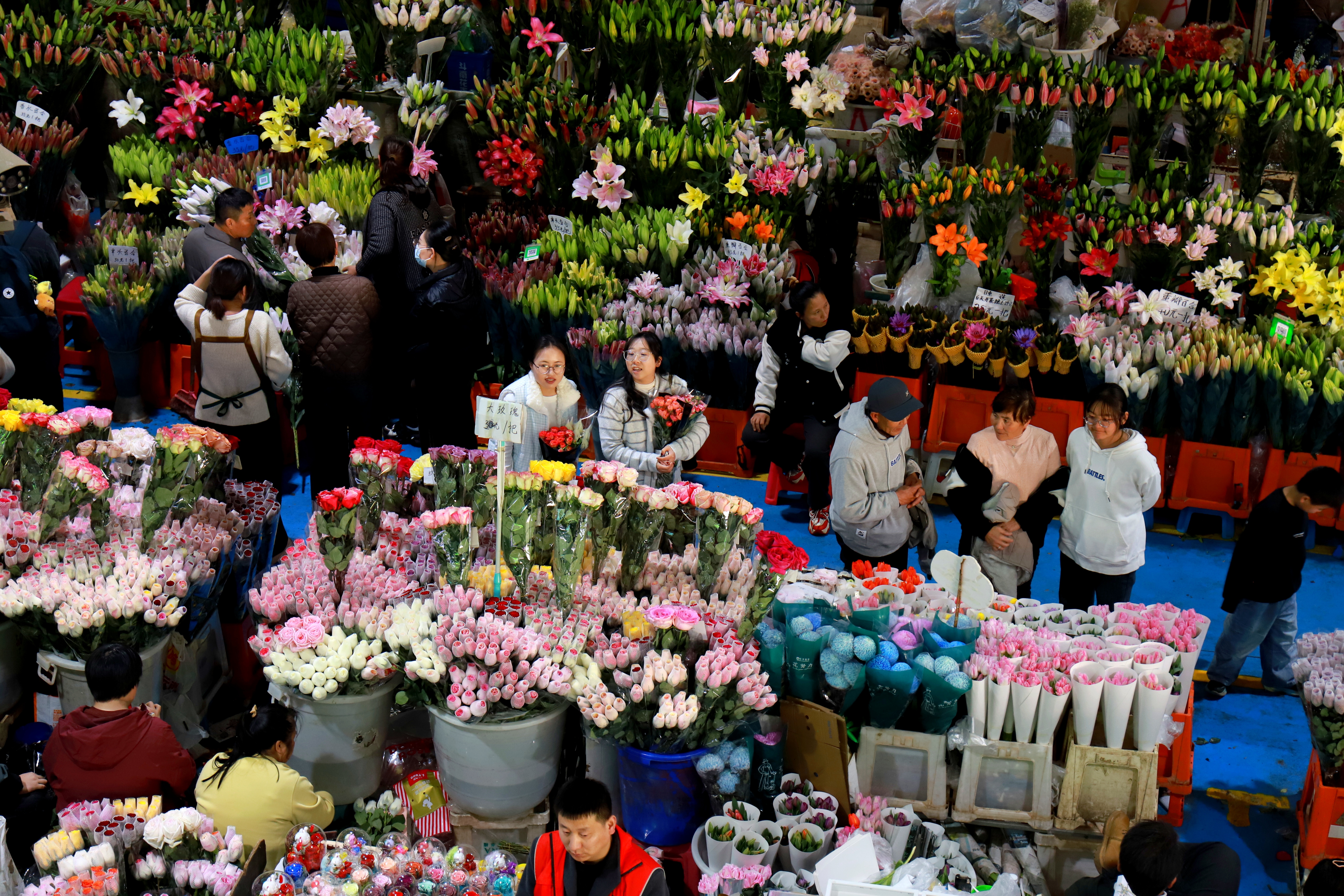 国潮非遗年货消费_年货市场趋势_amdyes