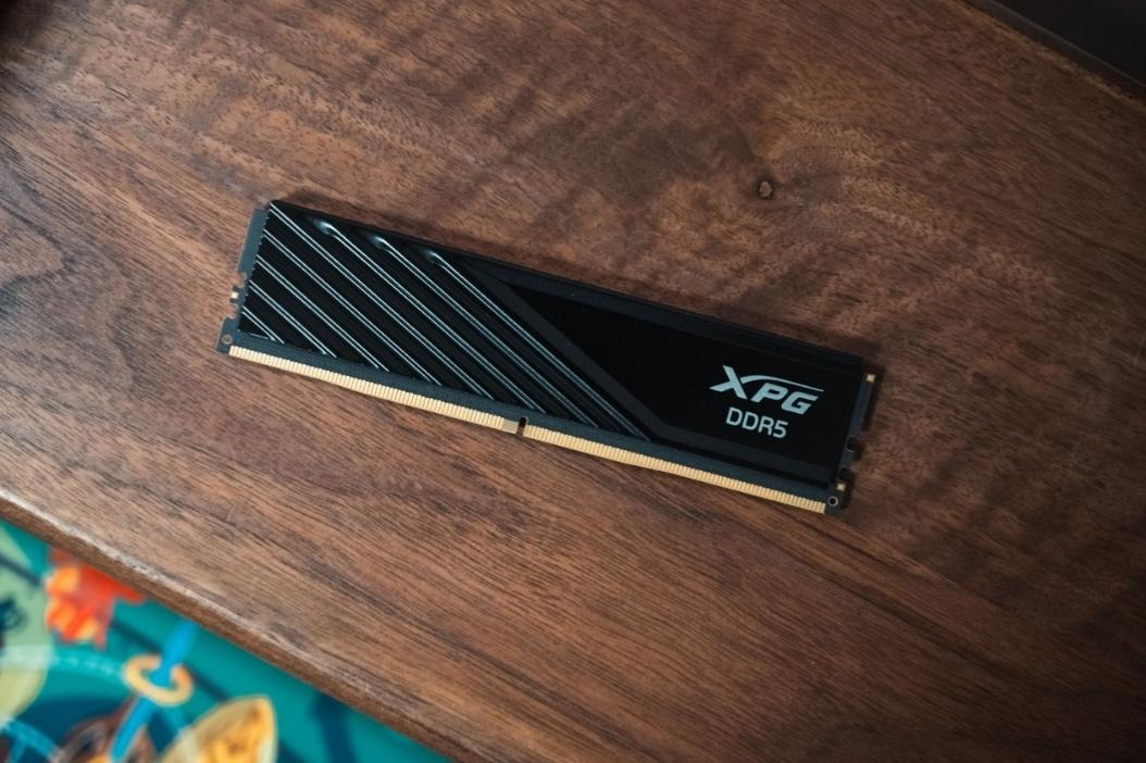 英特尔酷睿i5-14600K内存依赖性分析_7800X3D_AMD锐龙7 7800X3D单条24GB DDR5内存游戏性能