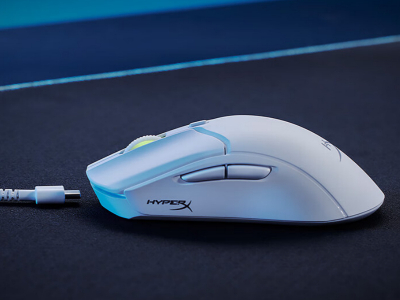 身法飘逸技能精准 HyperX旋火2三模无线游戏鼠标