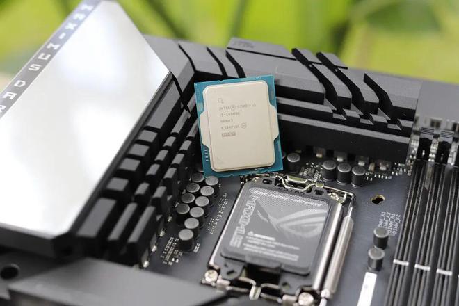 7800X3D_装机DDR4平台选择_AMD Ryzen 7 7800X3D对比Intel Core i5-14600K