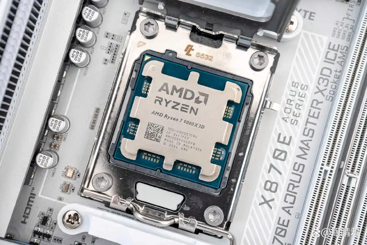 9800X3D_技嘉X870E AORUS MASTER X3D ICE主板 X3D Turbo 2.0模式优化 AMD锐龙9 9850X3D主板性能释放