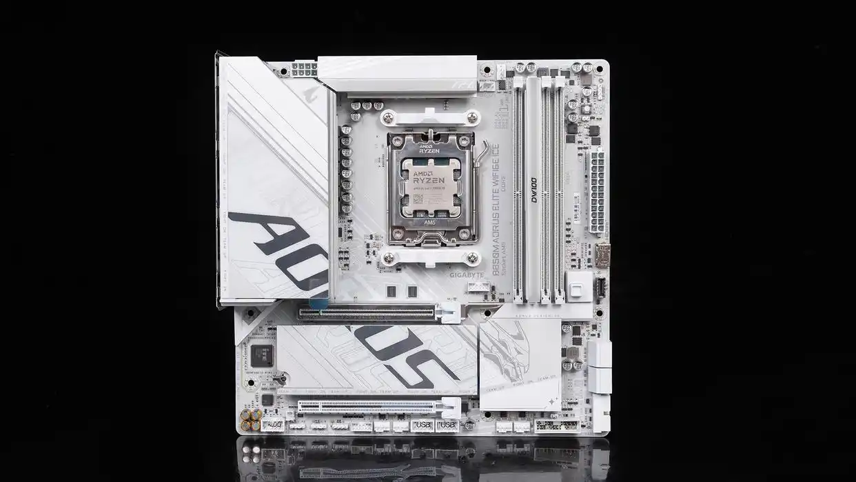 7800X3D DDR5单通道性能对比 14600K DDR4双通道性价比 7800X3D AM5平台升级分析_7800X3D