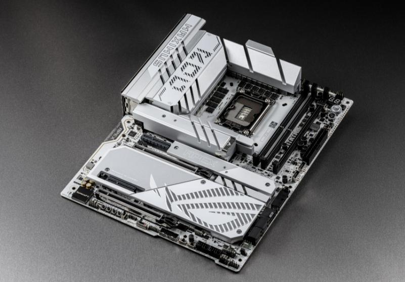 2026年英特尔酷睿Ultra7 265K AMD锐龙7 9700X全场景对比分析_9700X