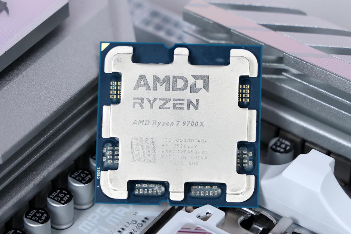 大学生宿舍电脑_紧凑型MATX主机配置_9700X