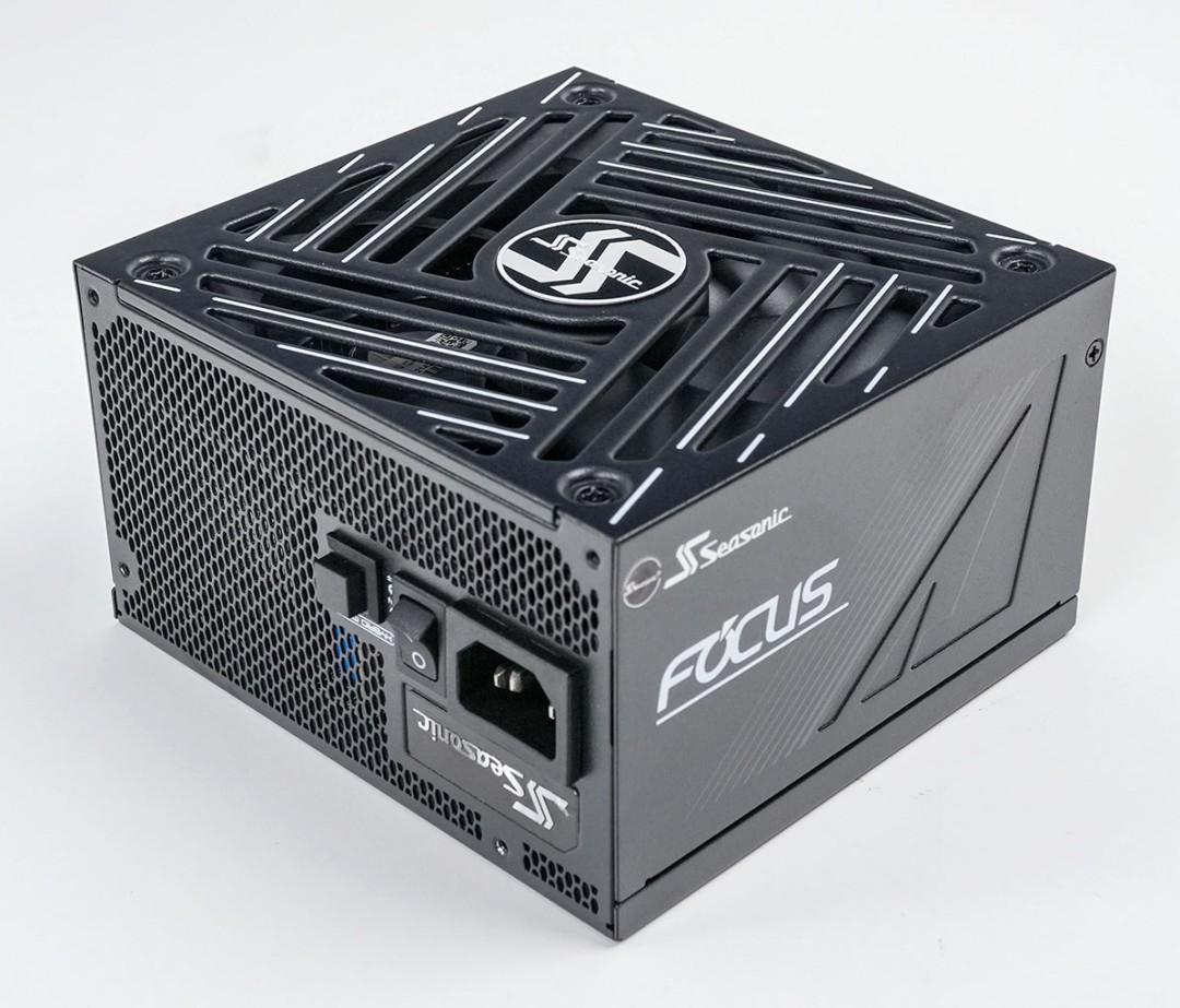 《生化危机9：安魂曲》34款显卡横评 5090依旧强无敌