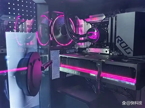 CES2026ROG枪神10X设计详解_ROG枪神10X全息投影机箱_9950X3D