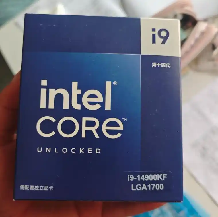 游戏性能创作生产力体验_7800X3D_Intel酷睿i7-14700KF与AMD R7 7800X3D对比