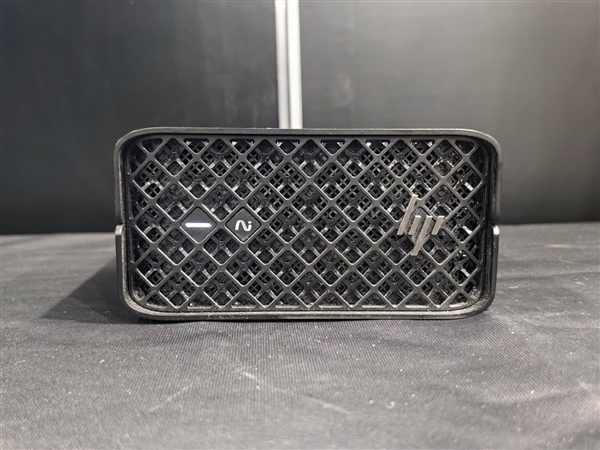 AMD锐龙AI 400系列处理器_锐龙AI Max 300系列笔记本_Ryzen AI