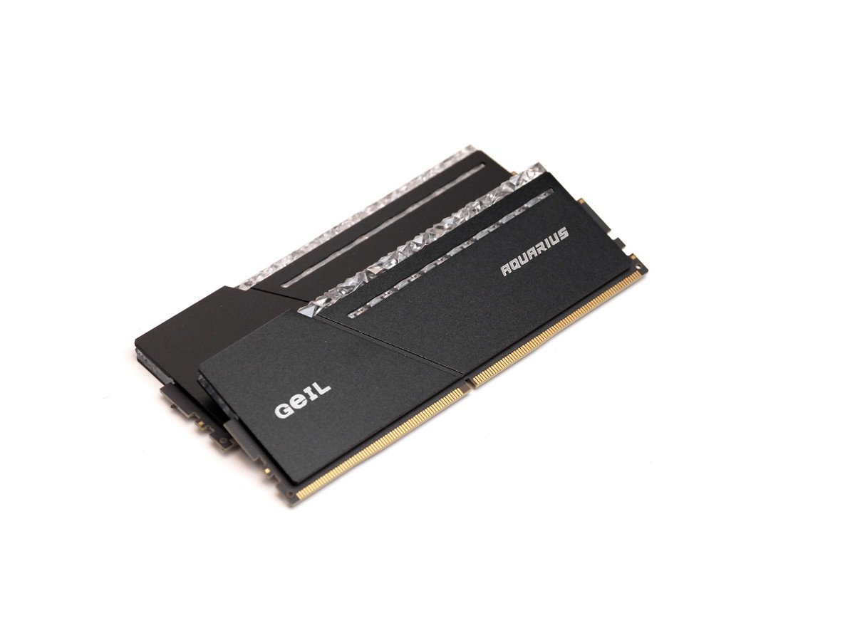 Intel Core Ultra 7 270K Plus vs AMD Ryzen 7 9700X_9700X_Core Ultra 7 270K Plus DDR5 performance