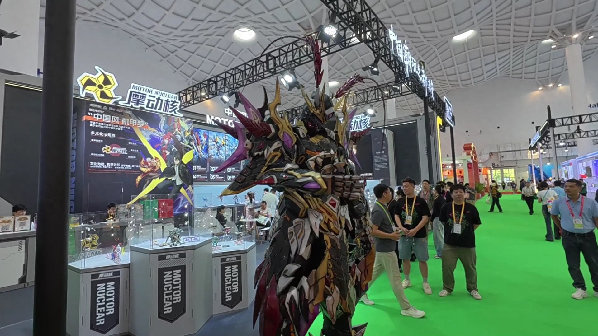 新华视点｜消费向新 外贸向暖——从多场景看中国经济活力