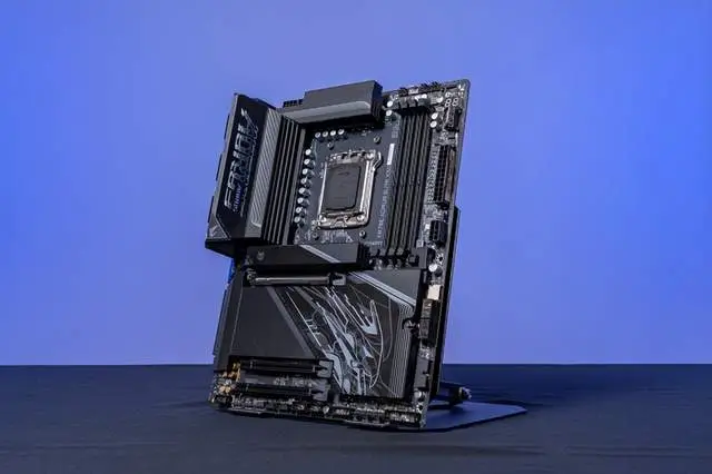 9600X_识质存在 路径追踪 DLSS4