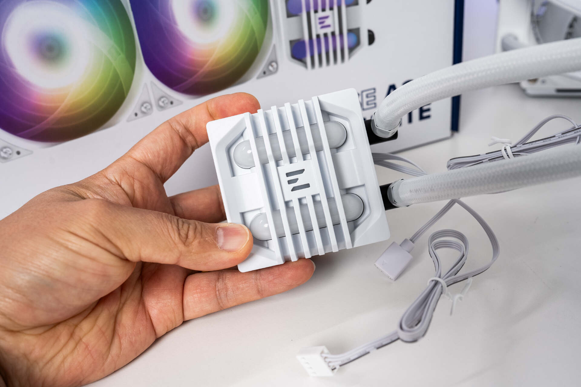 DDR5装机方案_9800X3D_AMD 9800X3D RTX 5070Ti性能主机配置