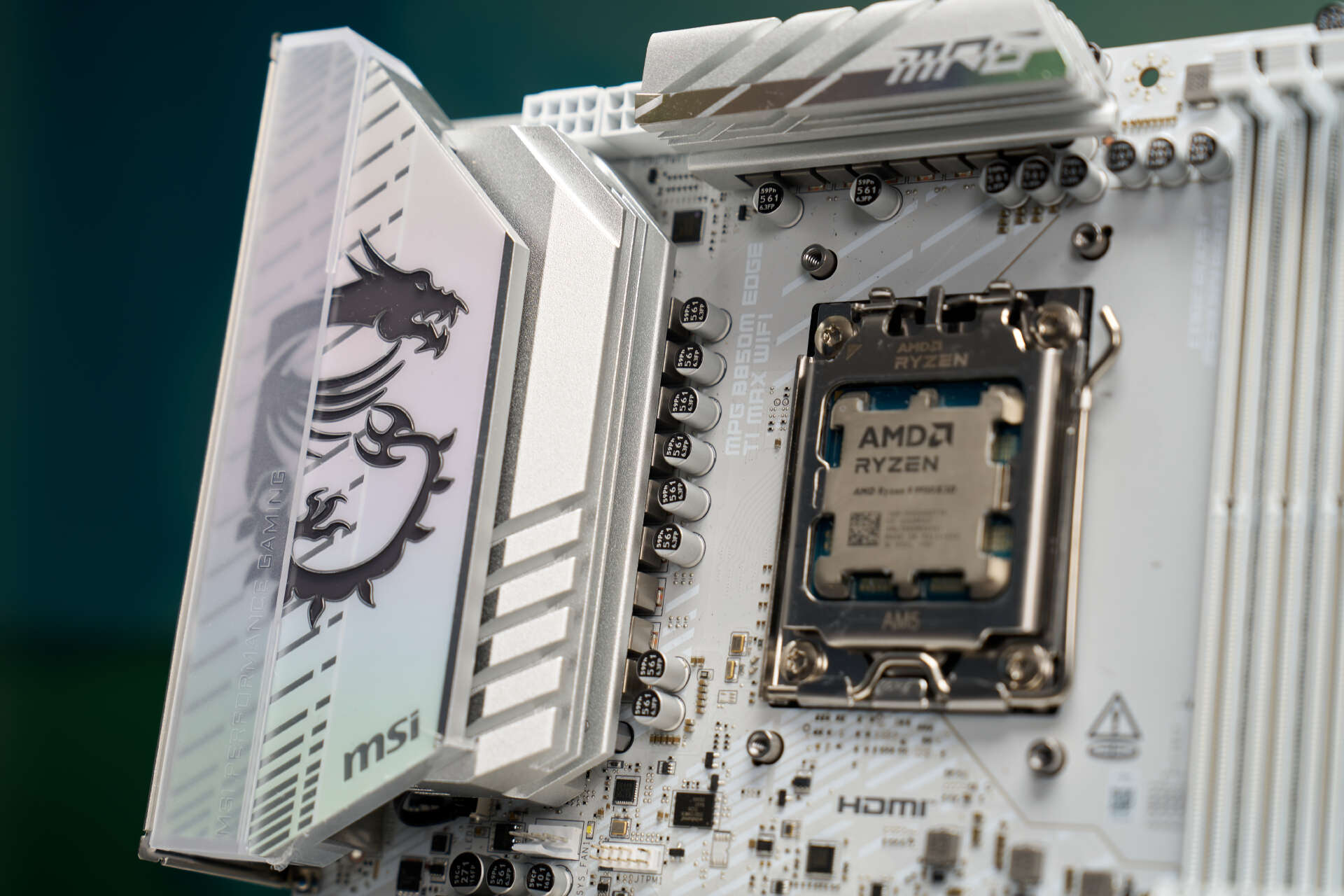 9950X3D_微星B850M EDGE TI MAX WIFI锐龙9 9950X3D B850M平台性能测试