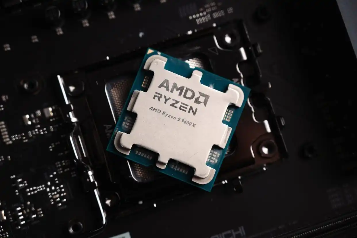 9600X_AMD锐龙5 9600X单通道游戏表现_16GB单通道内存升级电脑性能测试