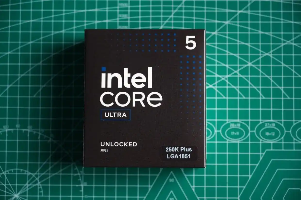 16GB单通道内存升级电脑性能测试_9600X_AMD锐龙5 9600X单通道游戏表现