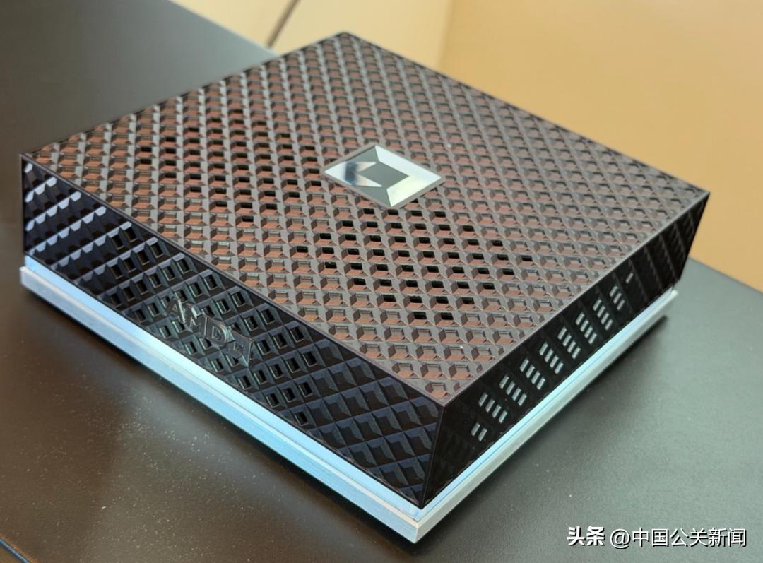 迷你AI工作站_amdyes_Ryzen AI Max+ 395