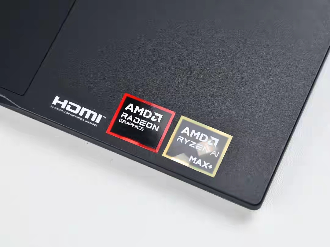 Ryzen AI_英特尔18A制程 酷睿Ultra AI PC 路线分叉 _ AMD锐龙AI次旗舰 Zen5 成熟架构 对决 