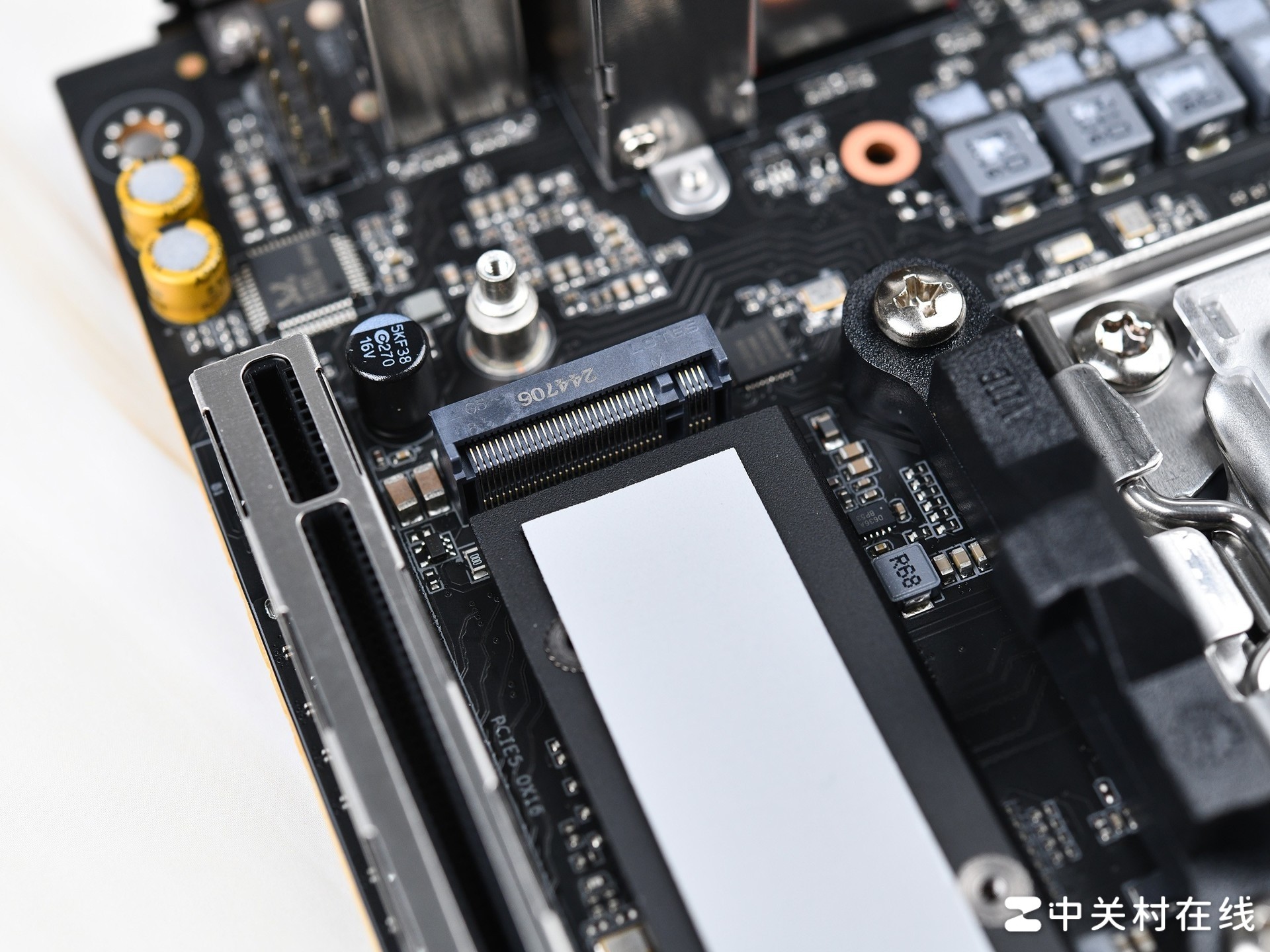 9700X_七彩虹iGame B850I MINI OC V14主板性能_七彩虹iGame B850I MINI OC V14主板评测