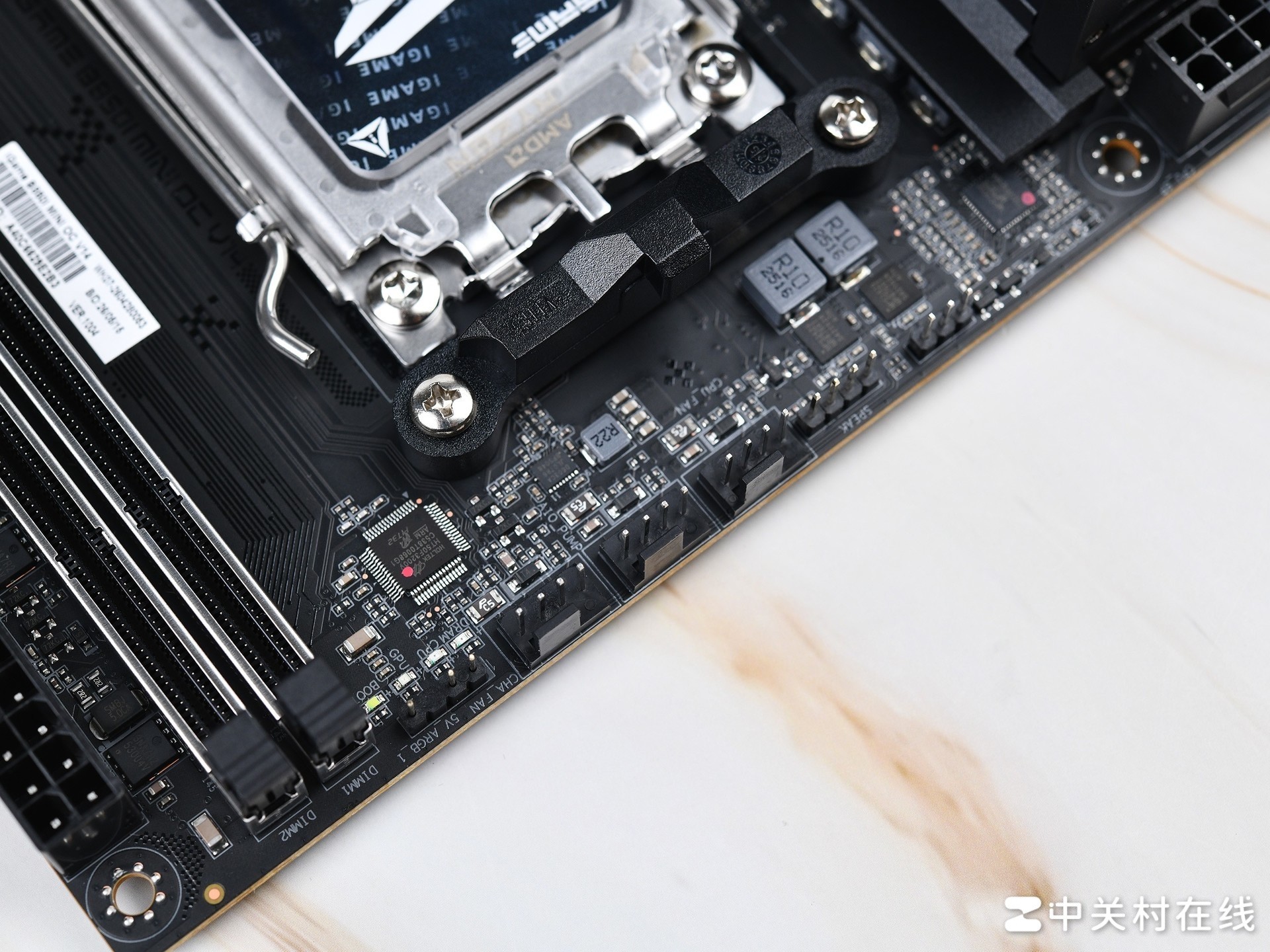 七彩虹iGame B850I MINI OC V14主板性能_9700X_七彩虹iGame B850I MINI OC V14主板评测