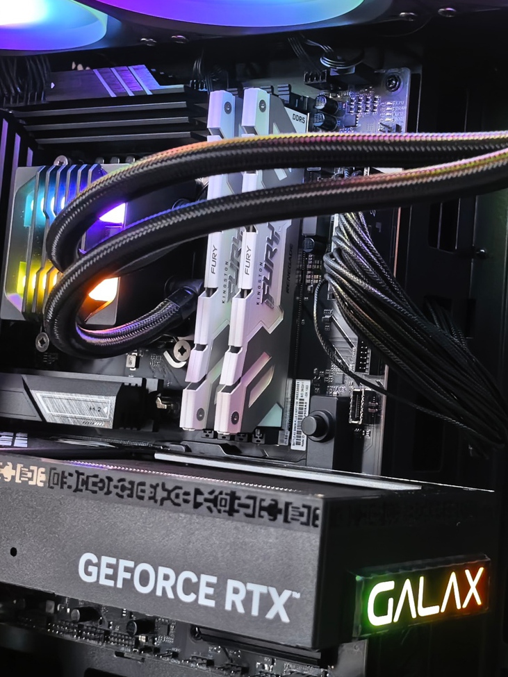 9600X_2026年热门配置单推荐AMD锐龙5 9600X七彩虹B850M超级黑刃影驰GeForce RTX 5060Ti 魔刃 OC 8G装机配件选购攻略高性价比