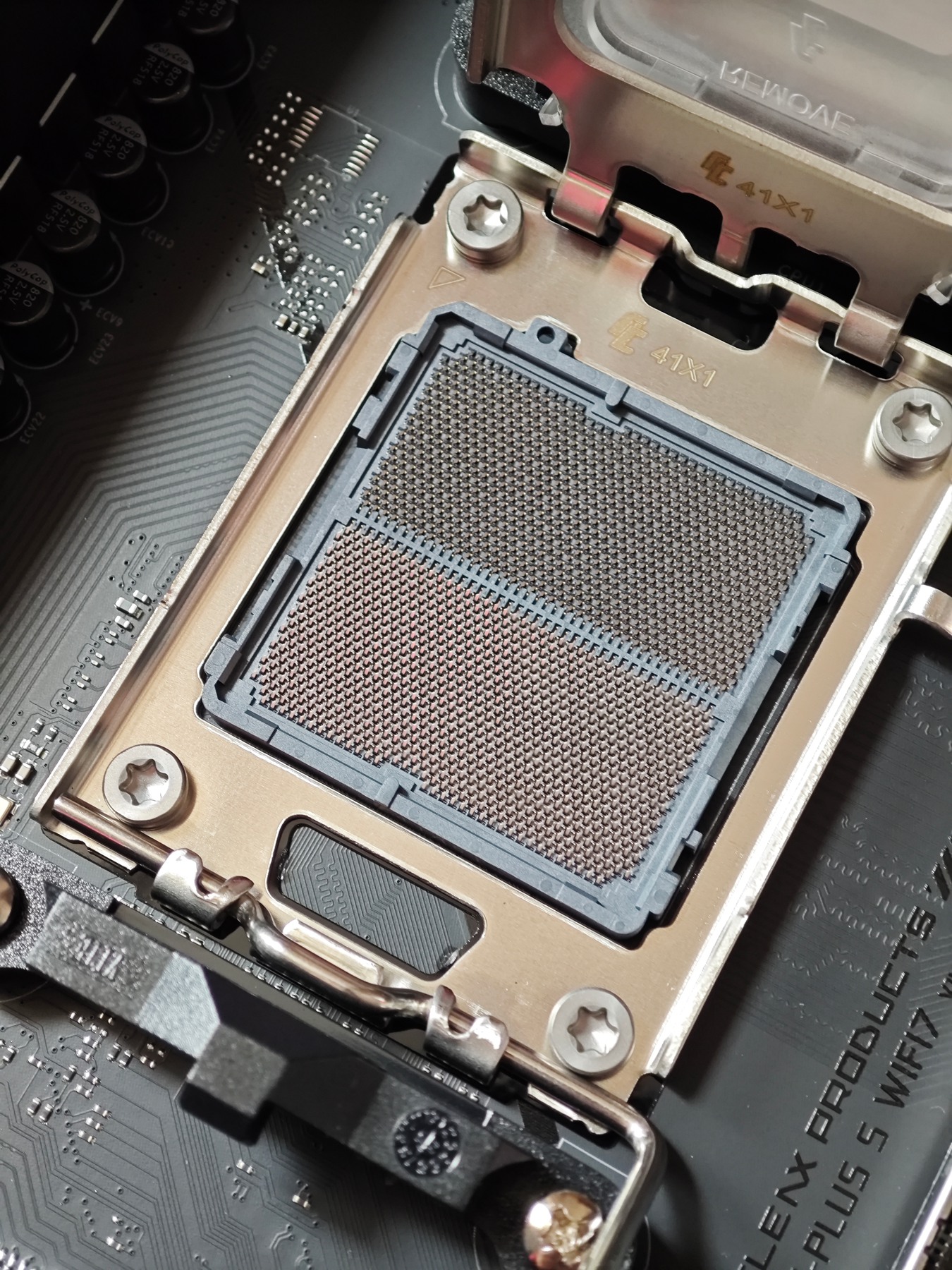 2026年热门配置单推荐AMD锐龙5 9600X七彩虹B850M超级黑刃影驰GeForce RTX 5060Ti 魔刃 OC 8G装机配件选购攻略高性价比_9600X